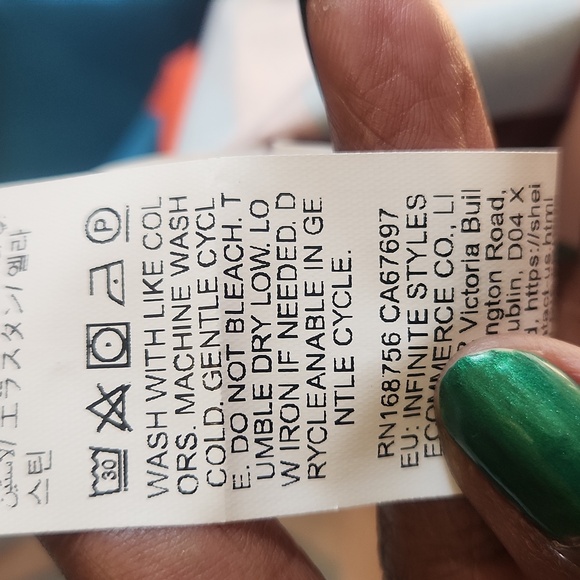 Orange, Blue, and Black SHEIN Curve 1XL Sleeveless Maxi Dress. - Picture 5 of 5